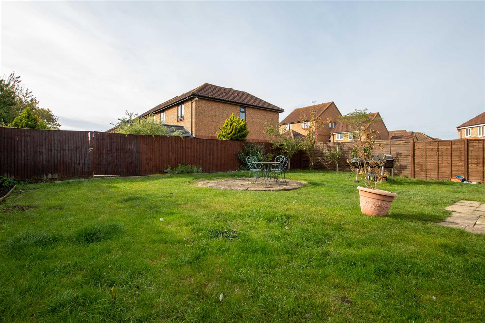 Lanercost Crescent, Monkston, Milton Keynes